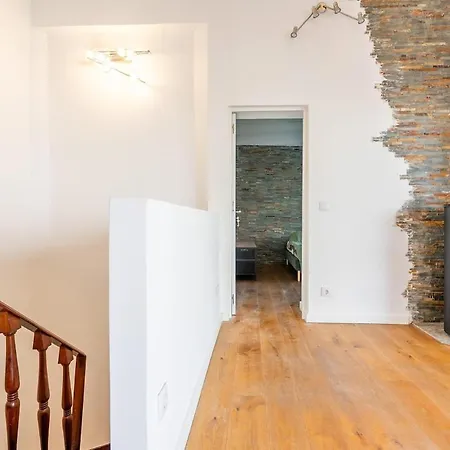 Appartement Serene 4Br Family Home By River