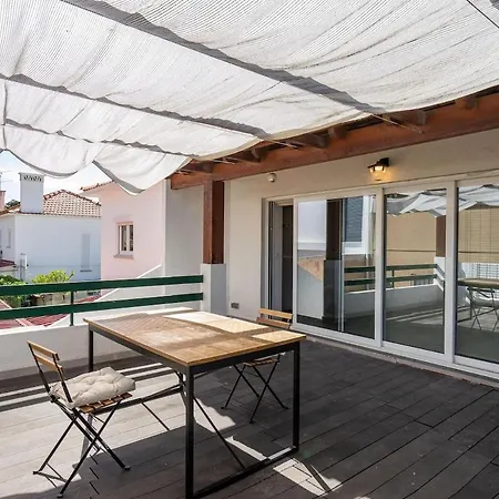 Appartement Serene 4Br Family Home By River