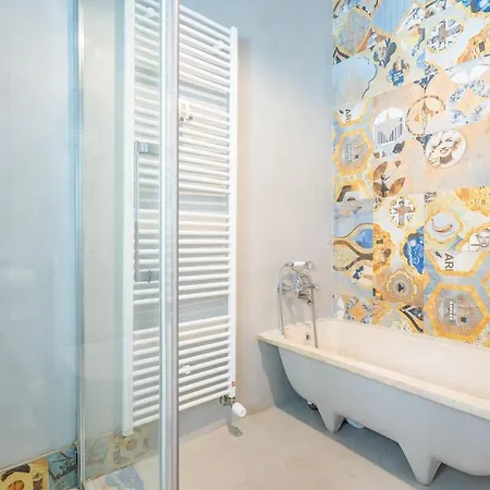 Appartement Serene 4Br Family Home By River